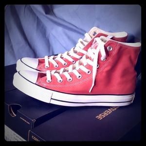 Chuck Taylor Red Clay HiTops
